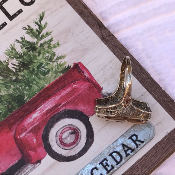 Art Nouveau White Gold 14k
Cameo En Habille Diamond Ring Mine Cut - Picture 7 of 16